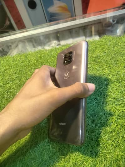 Motorola G Power 4/64. fresh kancha peace ha best for all use