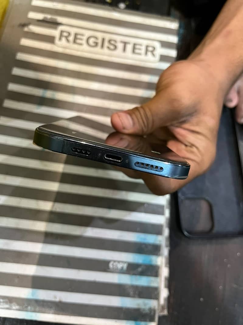 Apple iPhone 12 Pro Max PTA official approved 4