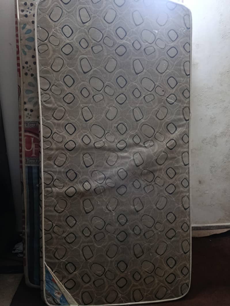 Mattress 0