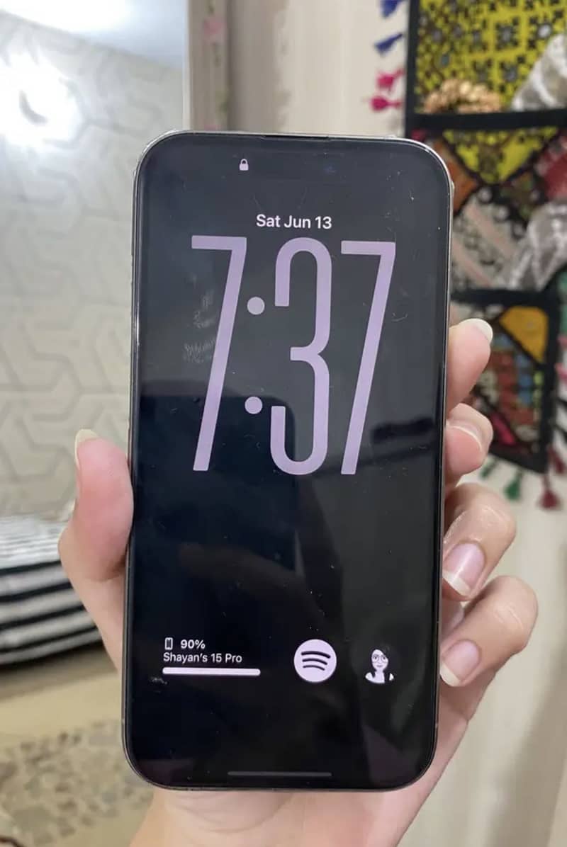 Apple iPhone 15 Pro 1