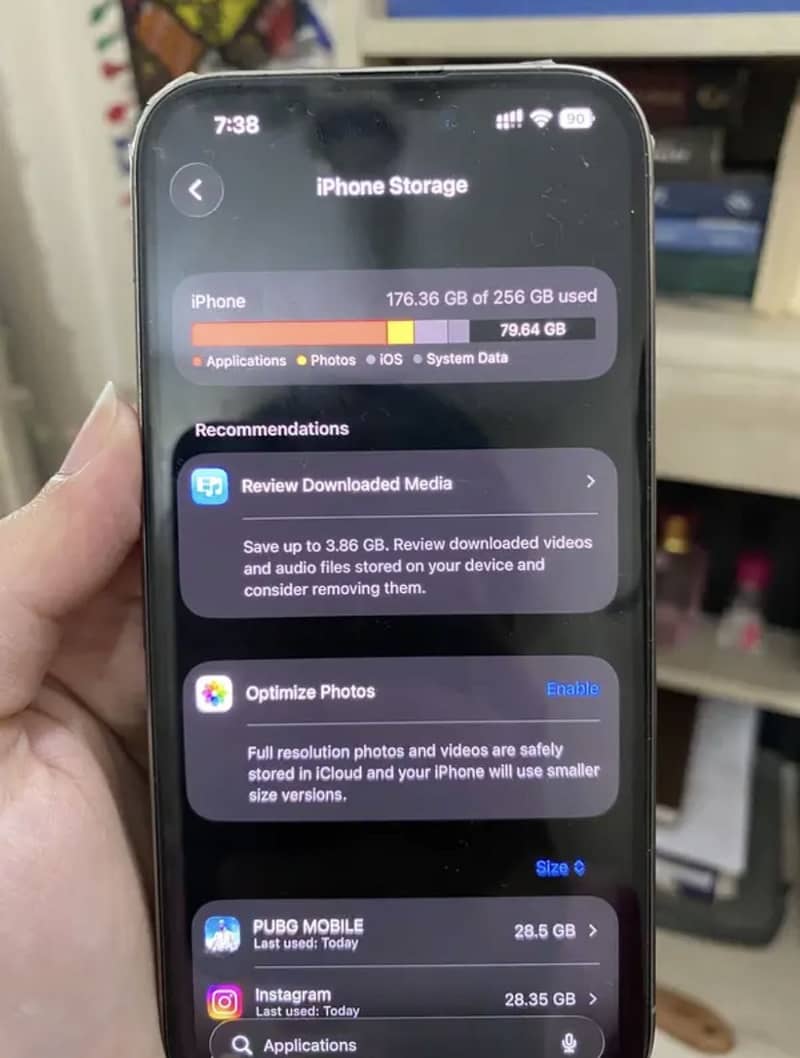 Apple iPhone 15 Pro 6