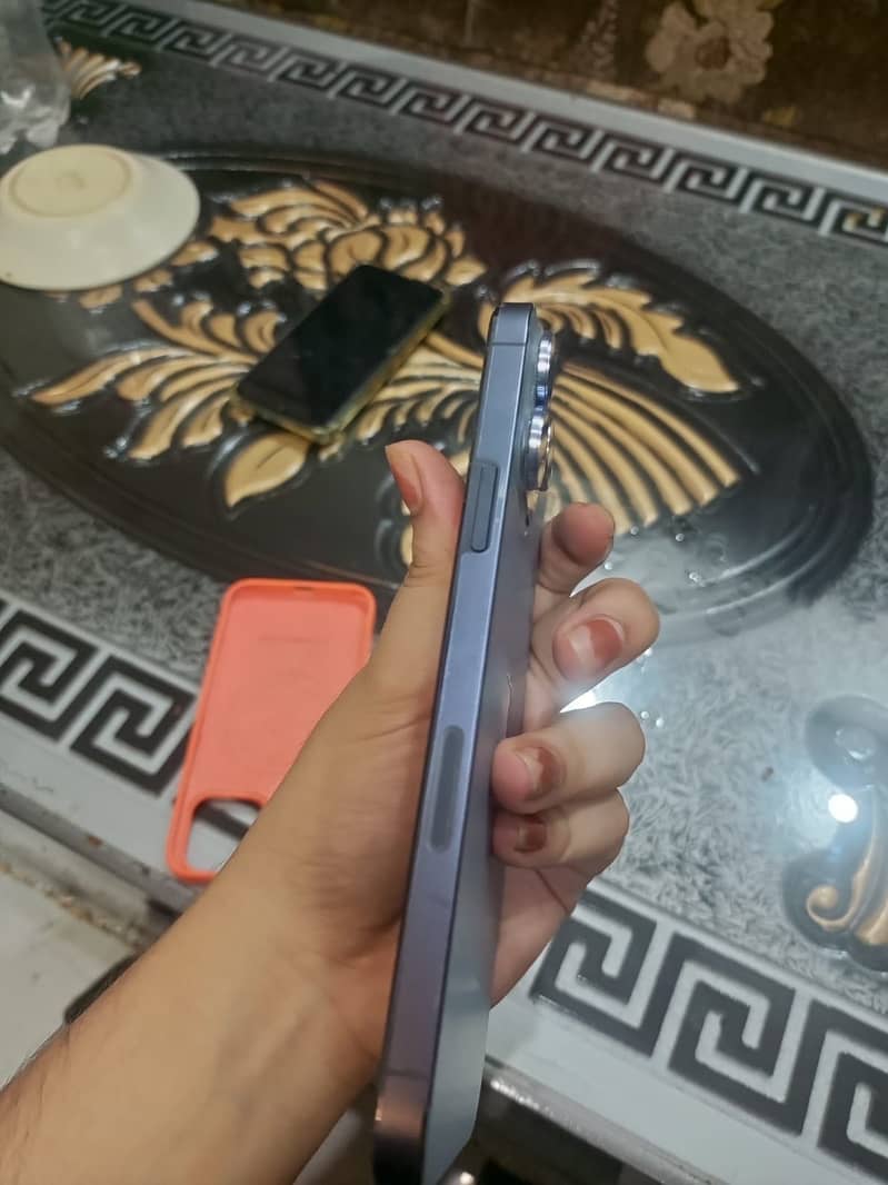 Apple iPhone 13 Pro Max 3