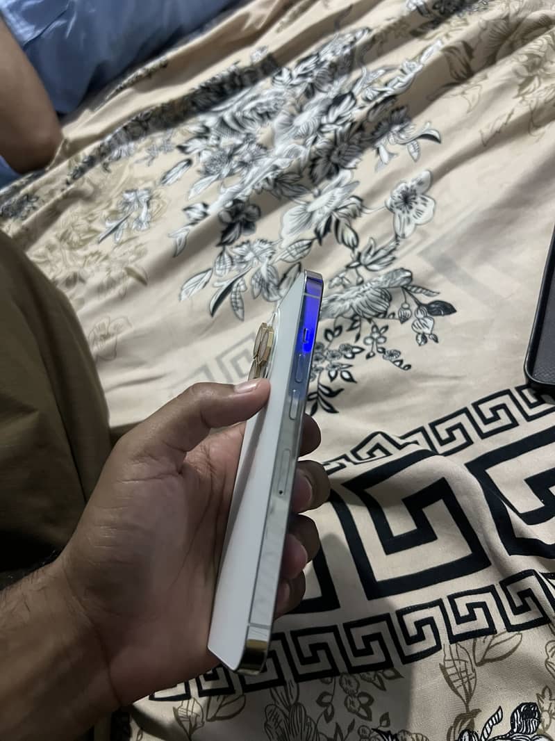 Apple iPhone 13 Pro 5