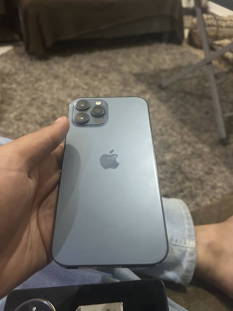 Apple iPhone 12 Pro Max 3