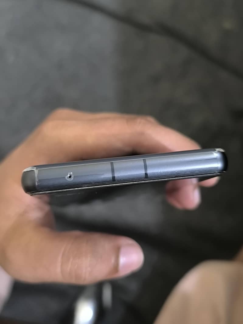Google pixel 7a 5