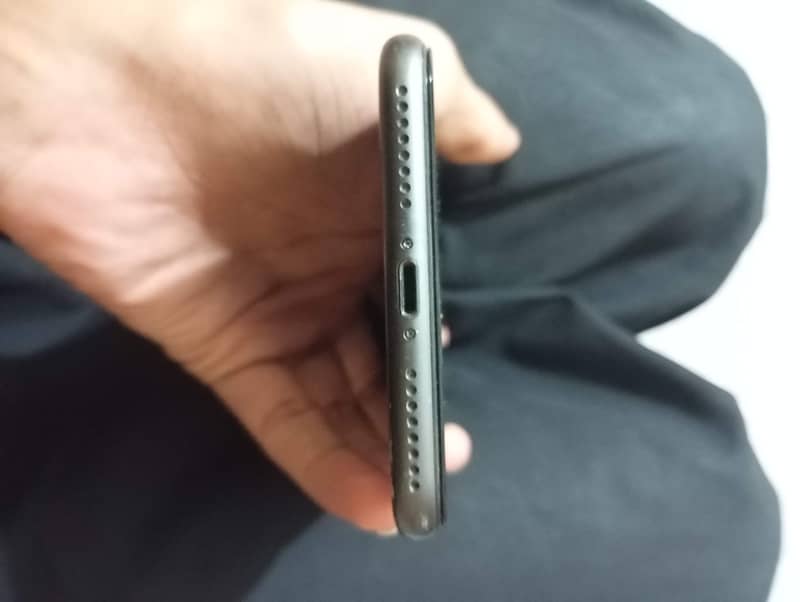Apple iPhone 8 Plus 2