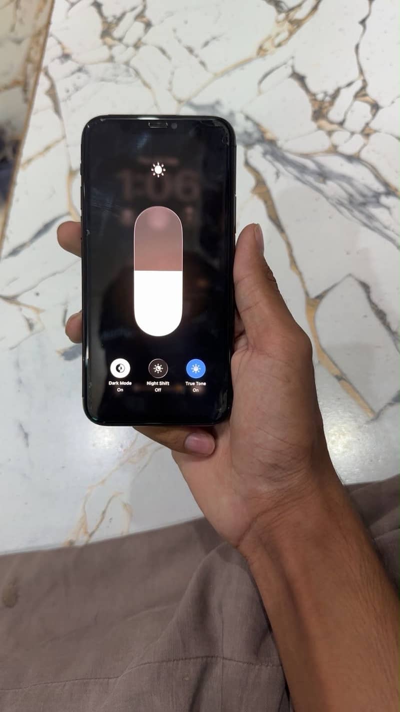 Apple iPhone 11 Pro 3