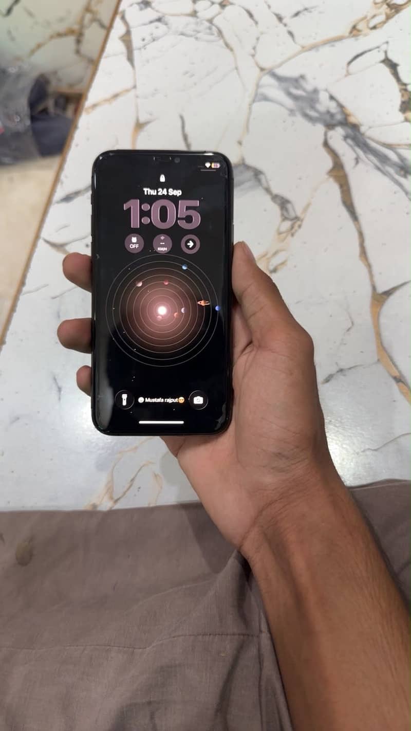 Apple iPhone 11 Pro 4