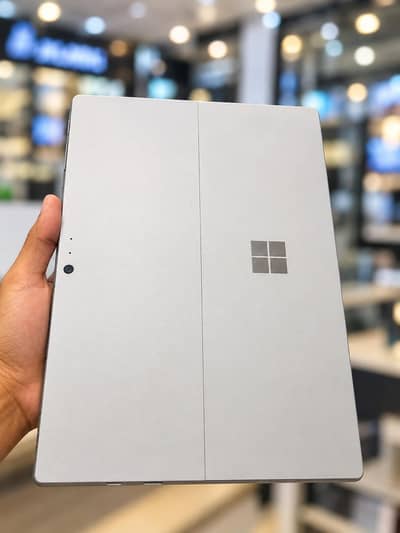 Surface pro 4 i7 6th gen 16 gb Ram 256Gb NVME