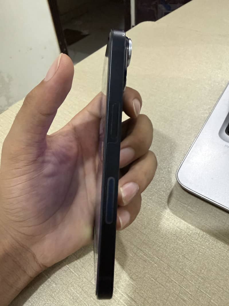 Apple iPhone 14 1