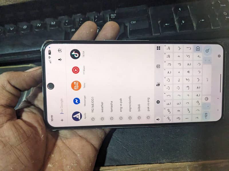 Google Pixel 8 Pro 3
