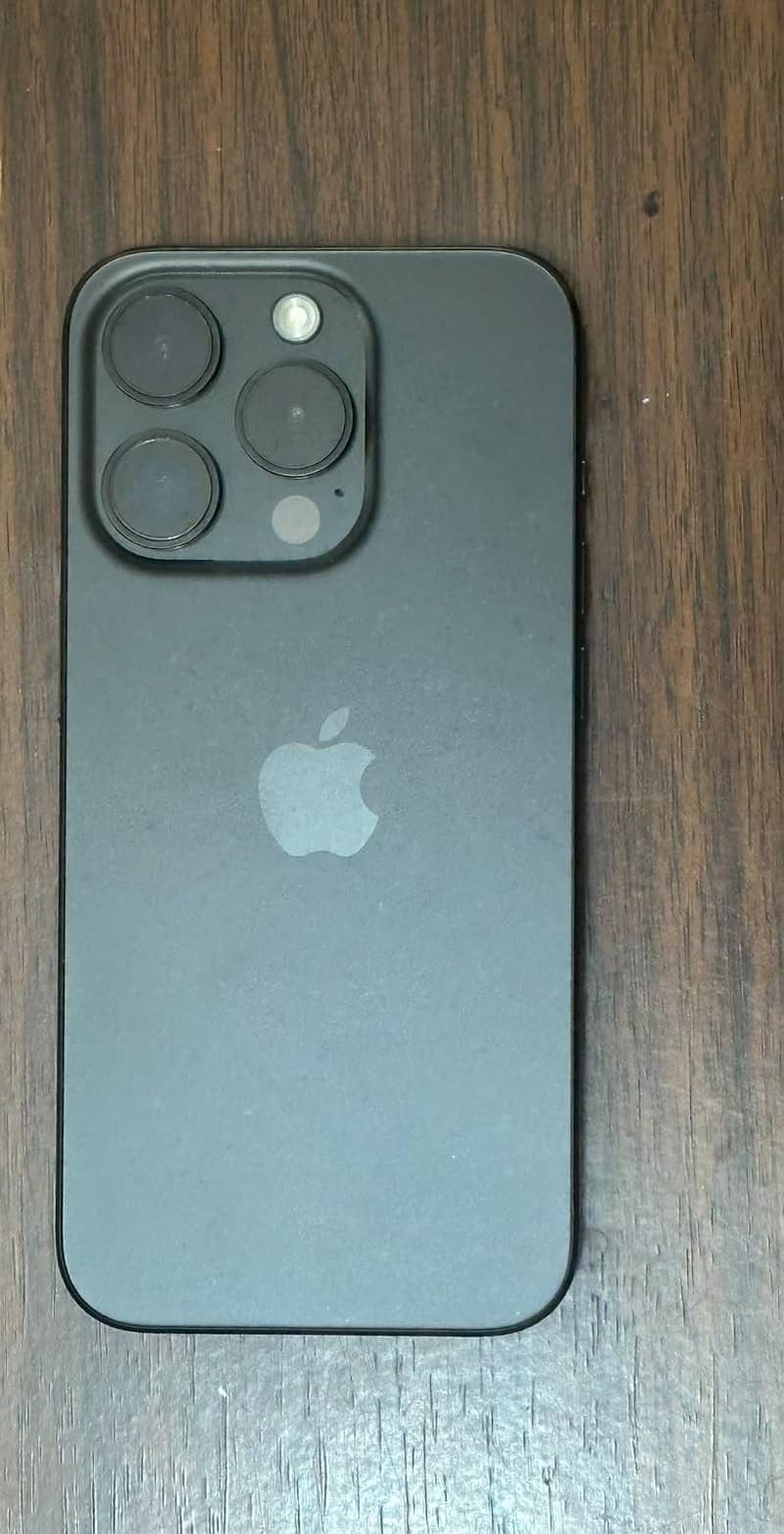 Apple iPhone 15 Pro 1