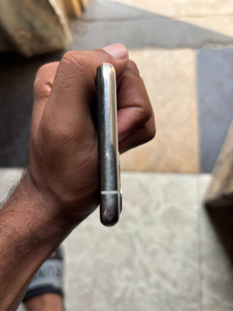 Apple iPhone 11 Pro 11