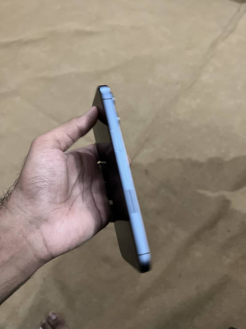 Apple iPhone 13 Pro Max 2