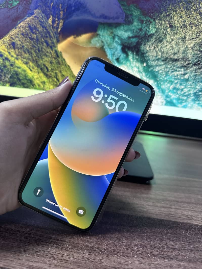 Apple iPhone X 10/10 condition 5