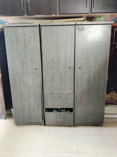 wood 3 door wardrobes