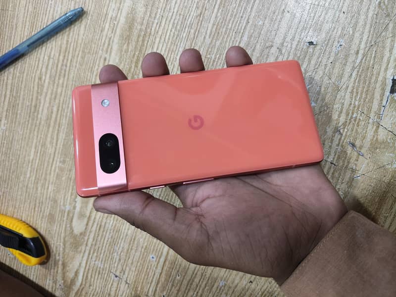 Google Pixel 7a 0