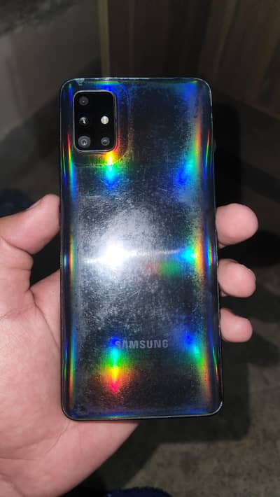 SAMSUNG A51