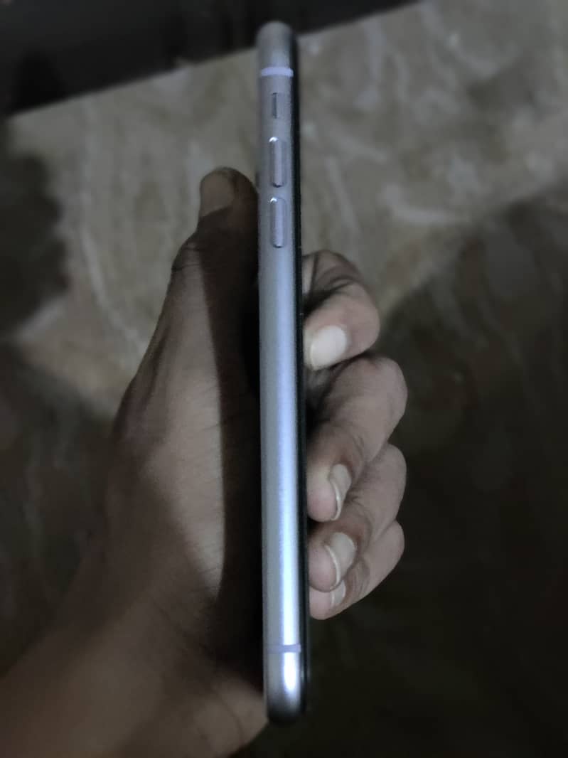 Apple iPhone 11 2