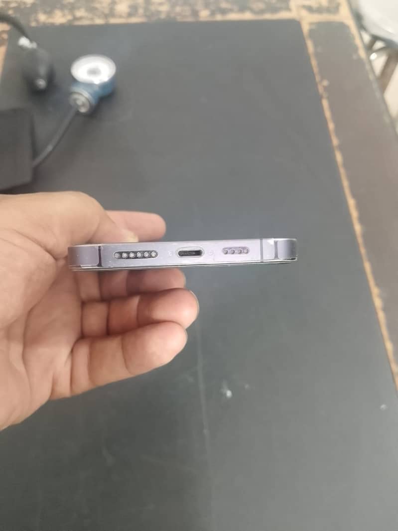 Apple iPhone 14 Pro Max 3