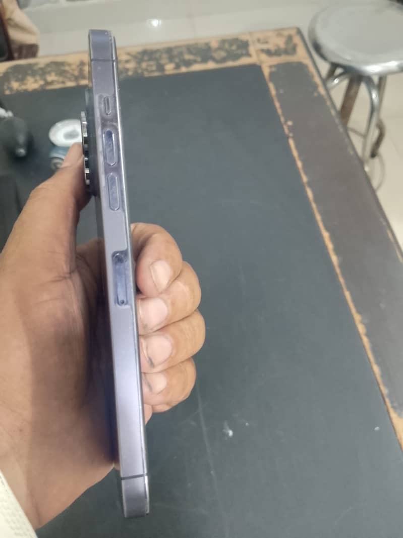 Apple iPhone 14 Pro Max 4