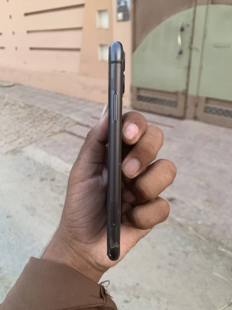 Apple iPhone 11 1