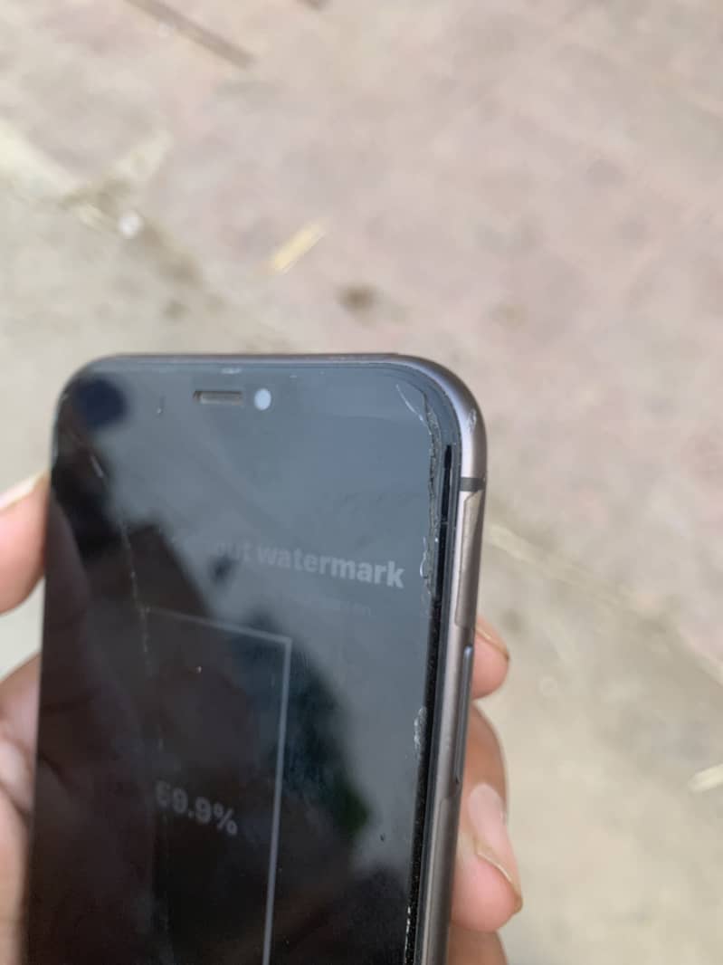 Apple iPhone 11 5