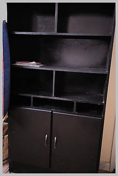 Good Quality Shelf+ table available at best price!