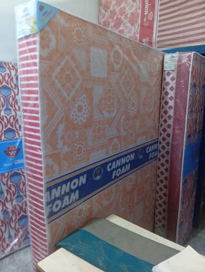 Double bed size mattress. king size mattress.
