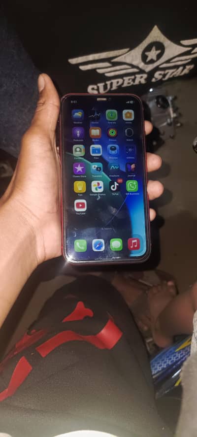 Apple iPhone 11