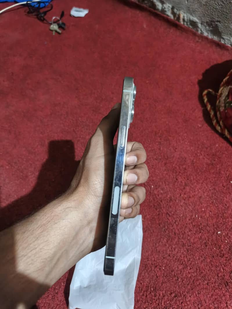 IPHONE 12 PRO MAX 3