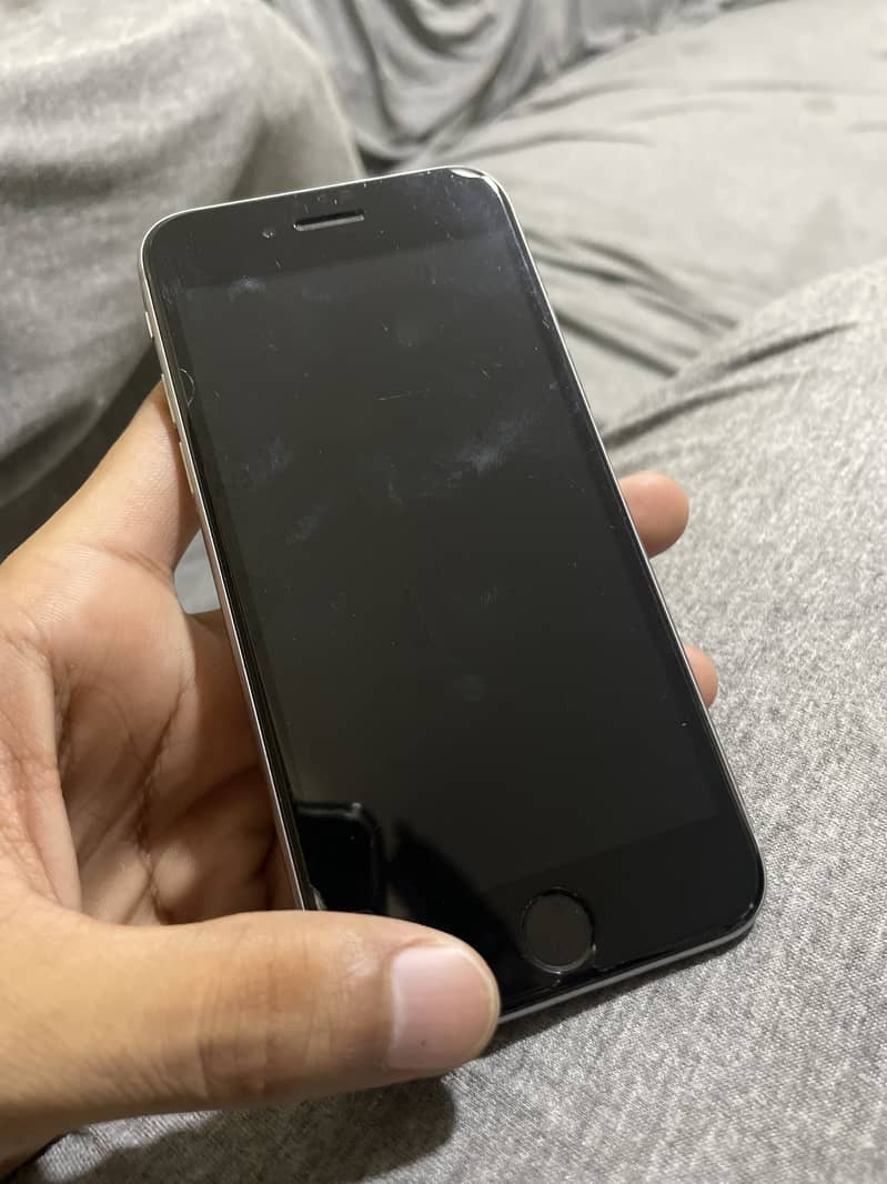 Apple iPhone 6S 5