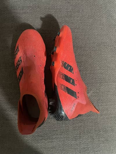 ADDIDAS PREDATORS