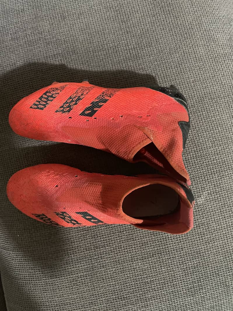 ADDIDAS PREDATORS 1
