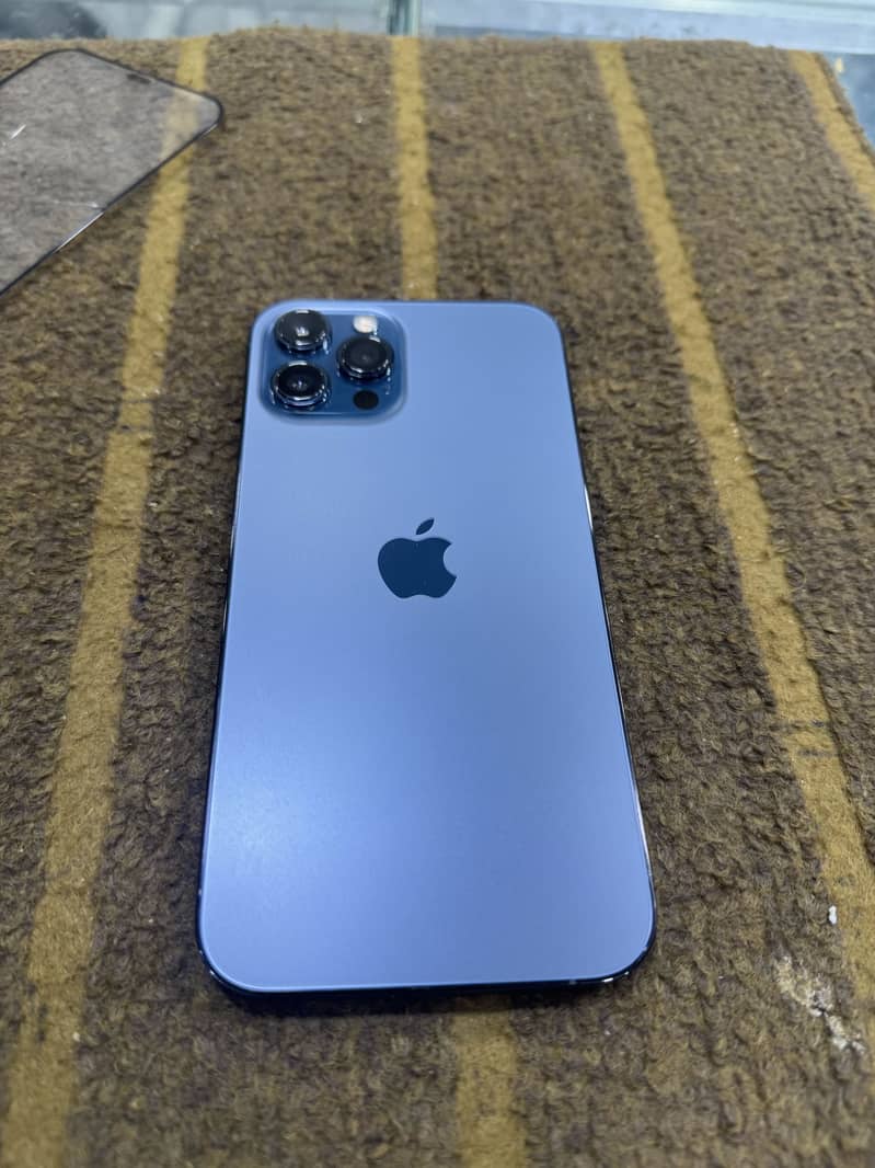 Apple iPhone 12 Pro Max 2