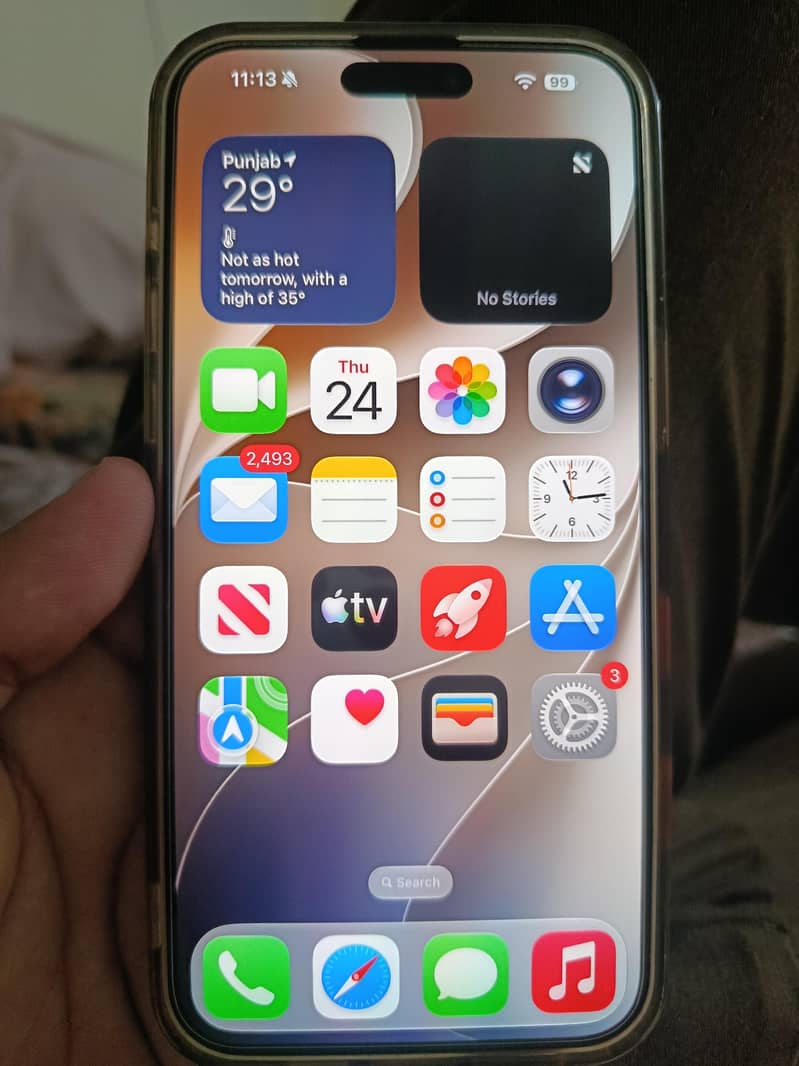 Apple iPhone 15 Pro Max 2