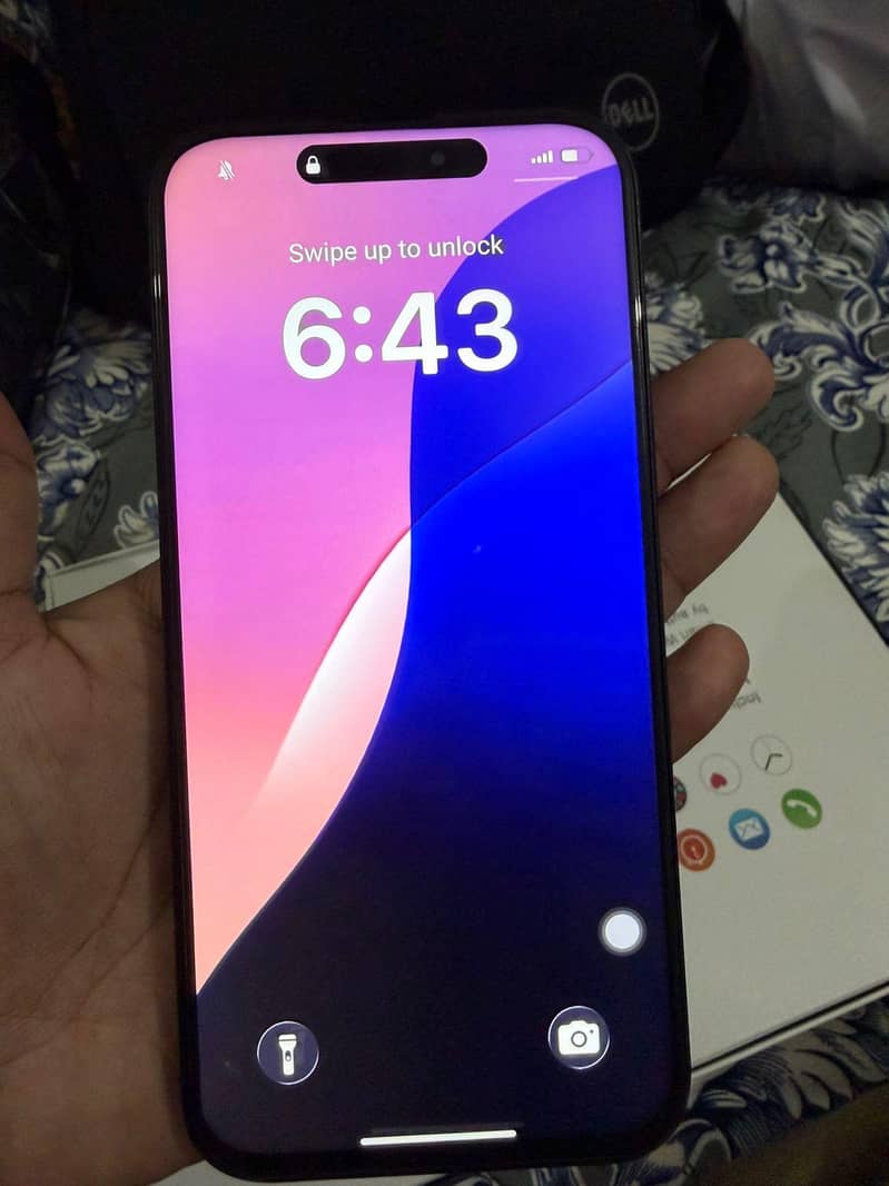 Apple iPhone 16 Pro Max likewise android mobile 4