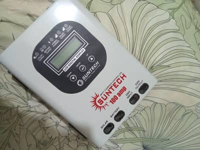 Suntech 100A MPPT Hybrid Solar Charge Controller – 220V