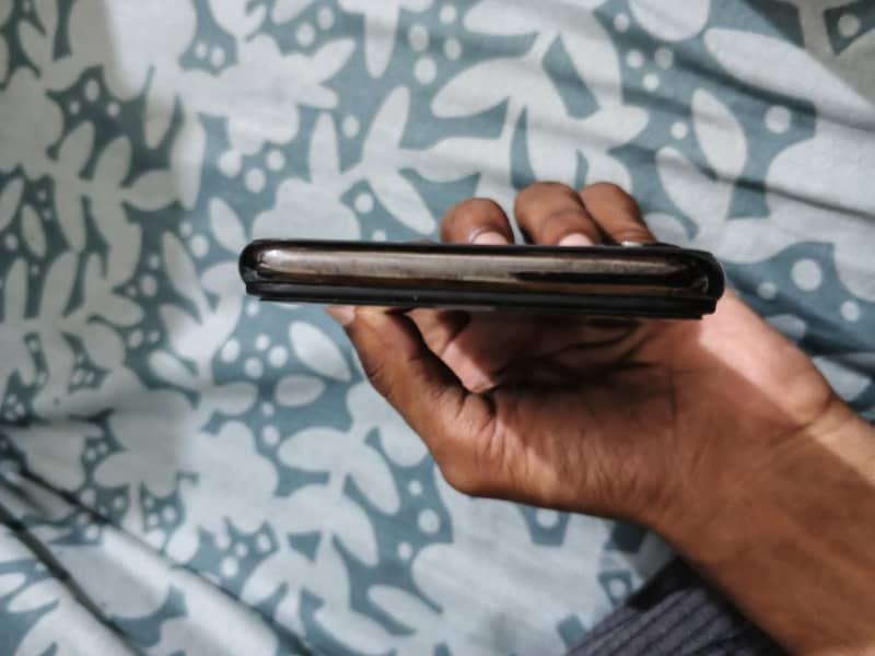 Apple iPhone X 6