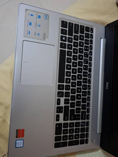 Dell 5570 i5 8th Gen