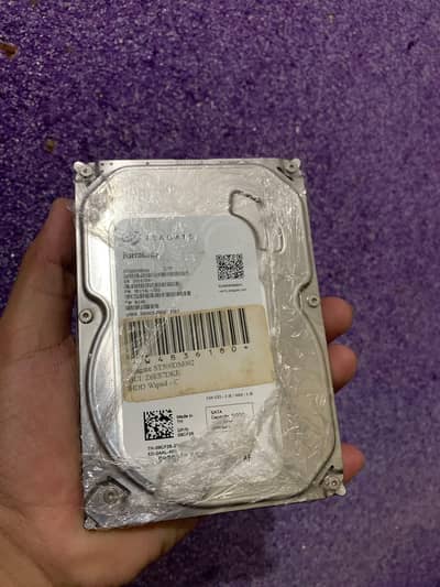 Seagate 500 GB Hard Drive with new window installed