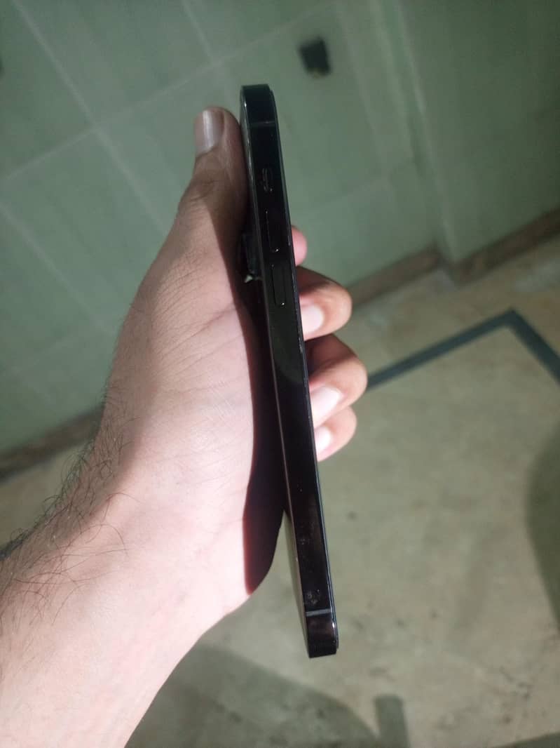 Apple iPhone 14 Pro Max 2