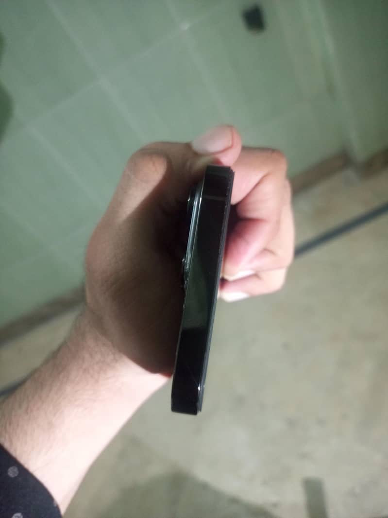 Apple iPhone 14 Pro Max 5