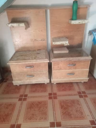2 side tables