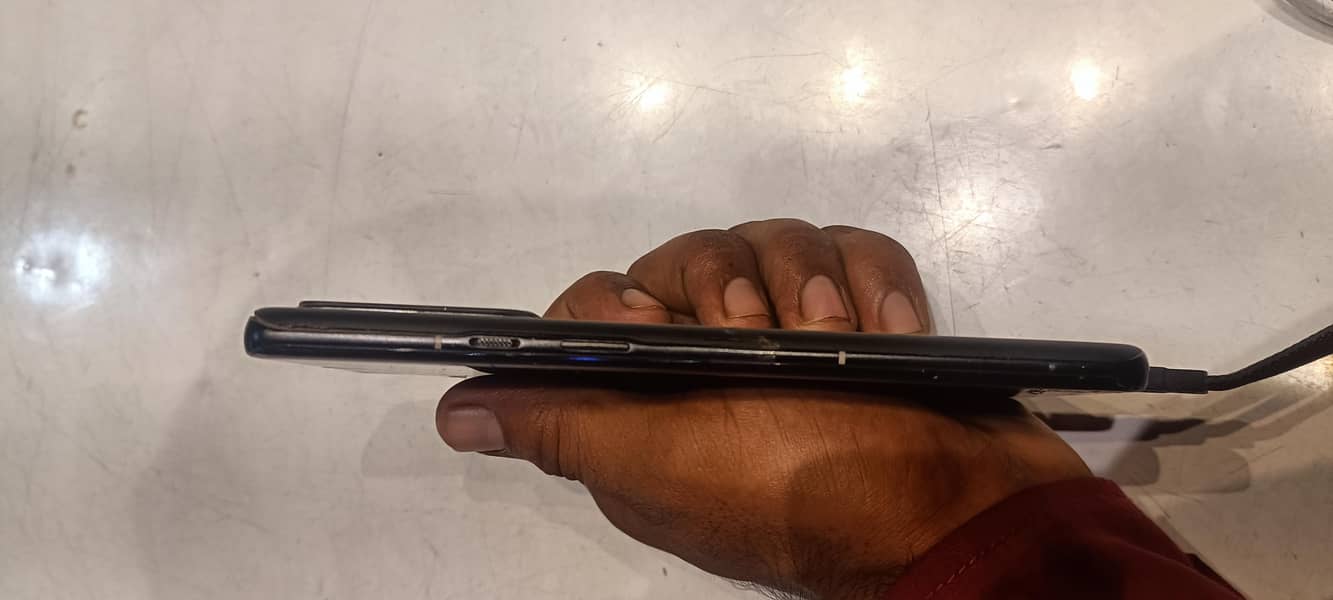 One Plus 9 Pro 6