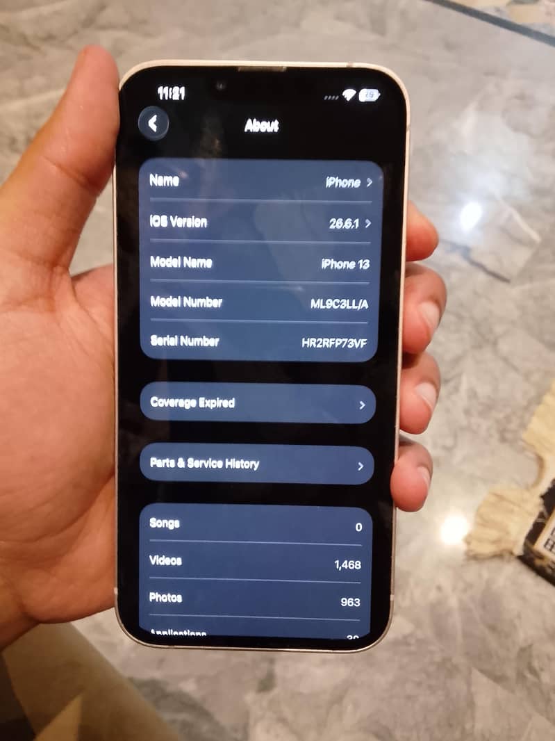Apple iPhone 13 1