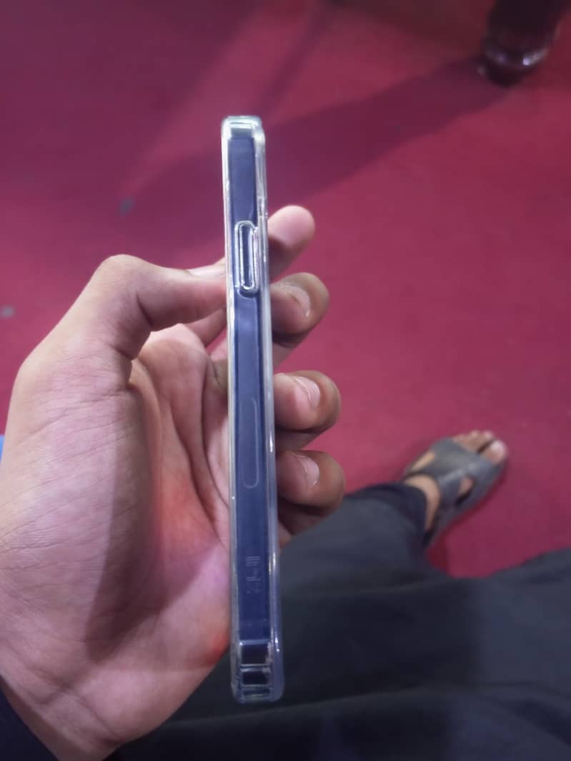 Apple iPhone 12 5