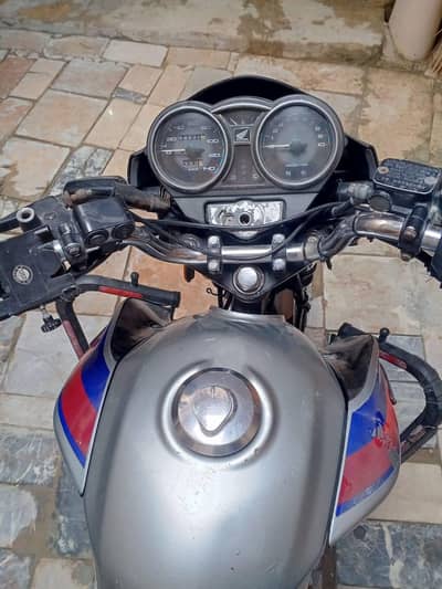 cb 150 2018 model