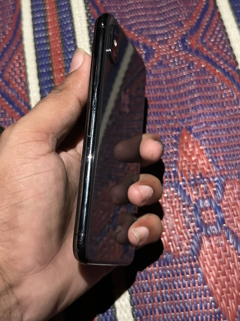 Apple iPhone X 0