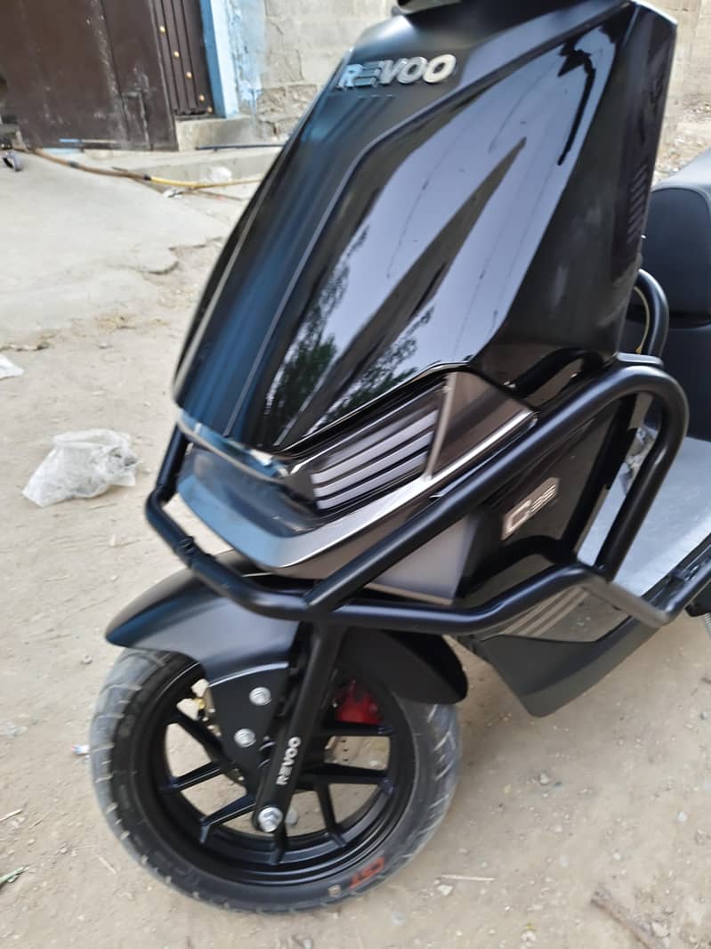 Revoo C35 2